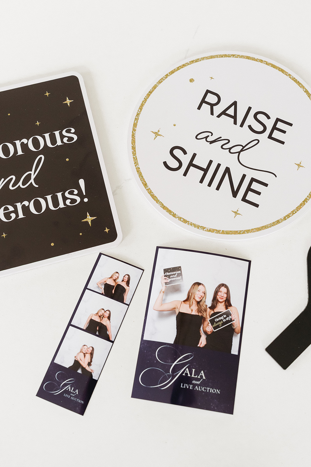 Prints in hand in 15 seconds.